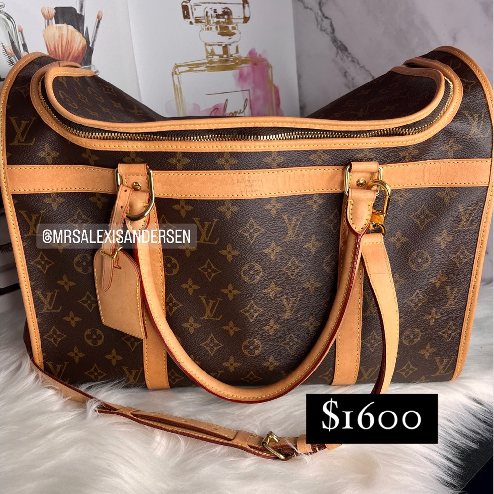 ❌SOLD❌Louis Vuitton Dog Bag / Pet Carrier ! Only $1600